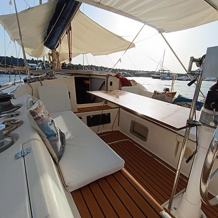 Dormire In Barca A Vela Maratea Dış mekan fotoğraf